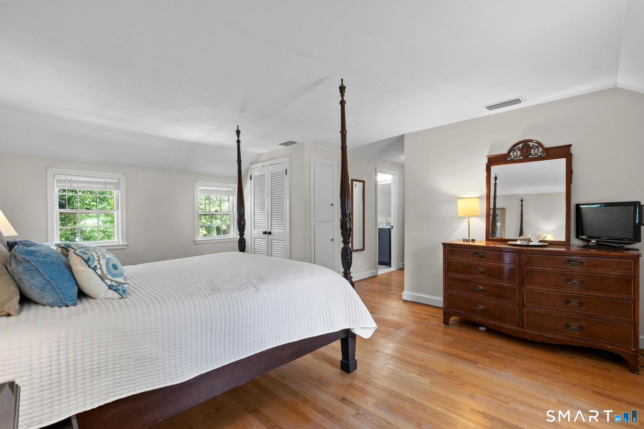 24 Drury Lane West Hartford CT 06117