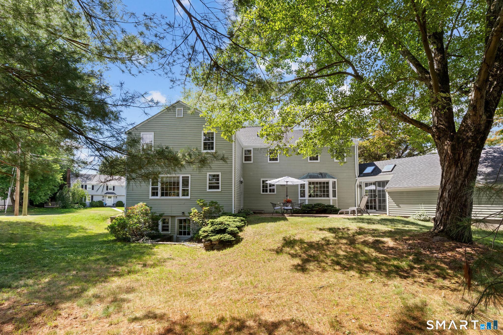 24 Drury Lane West Hartford CT 06117