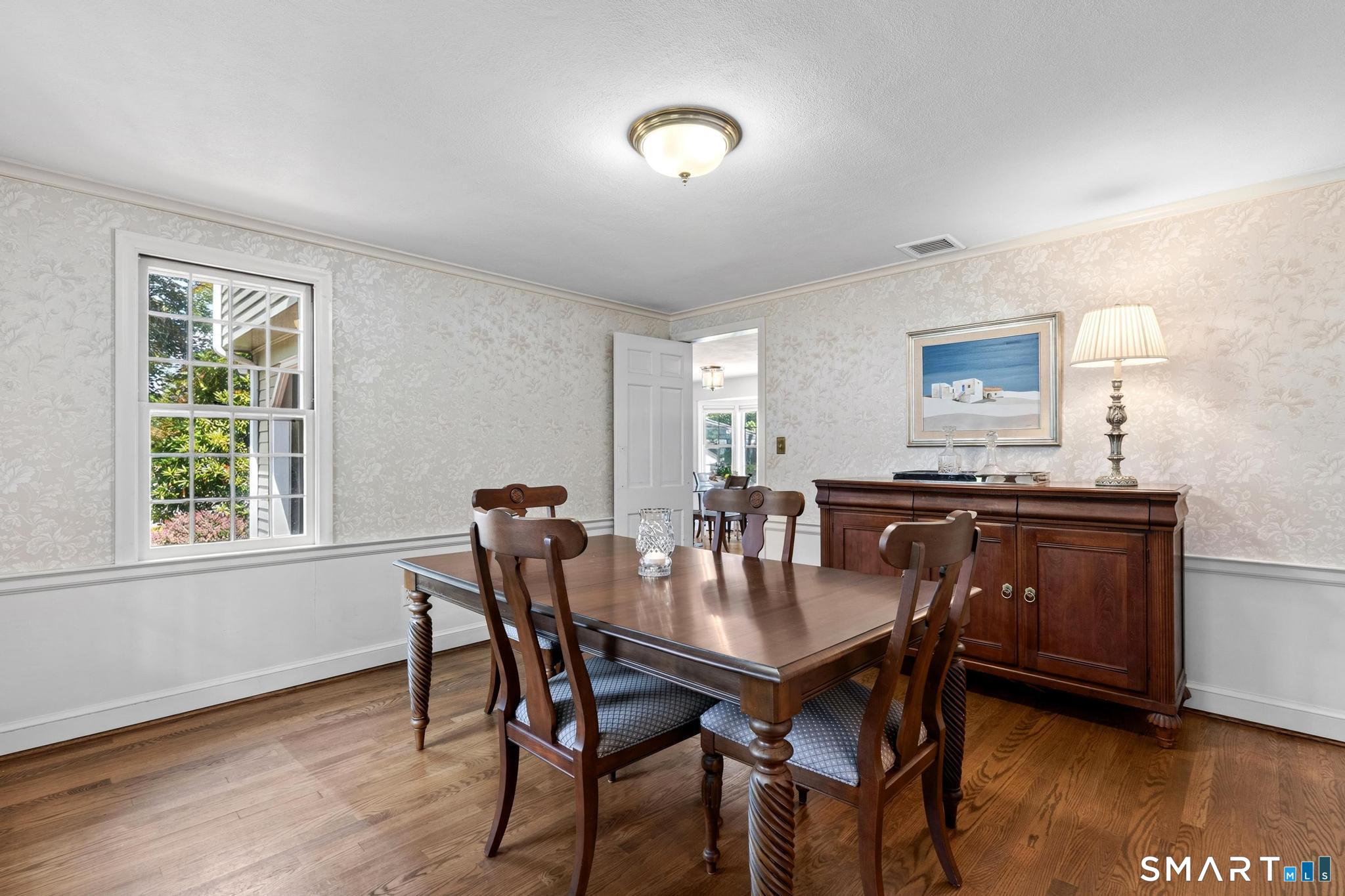 24 Drury Lane West Hartford CT 06117