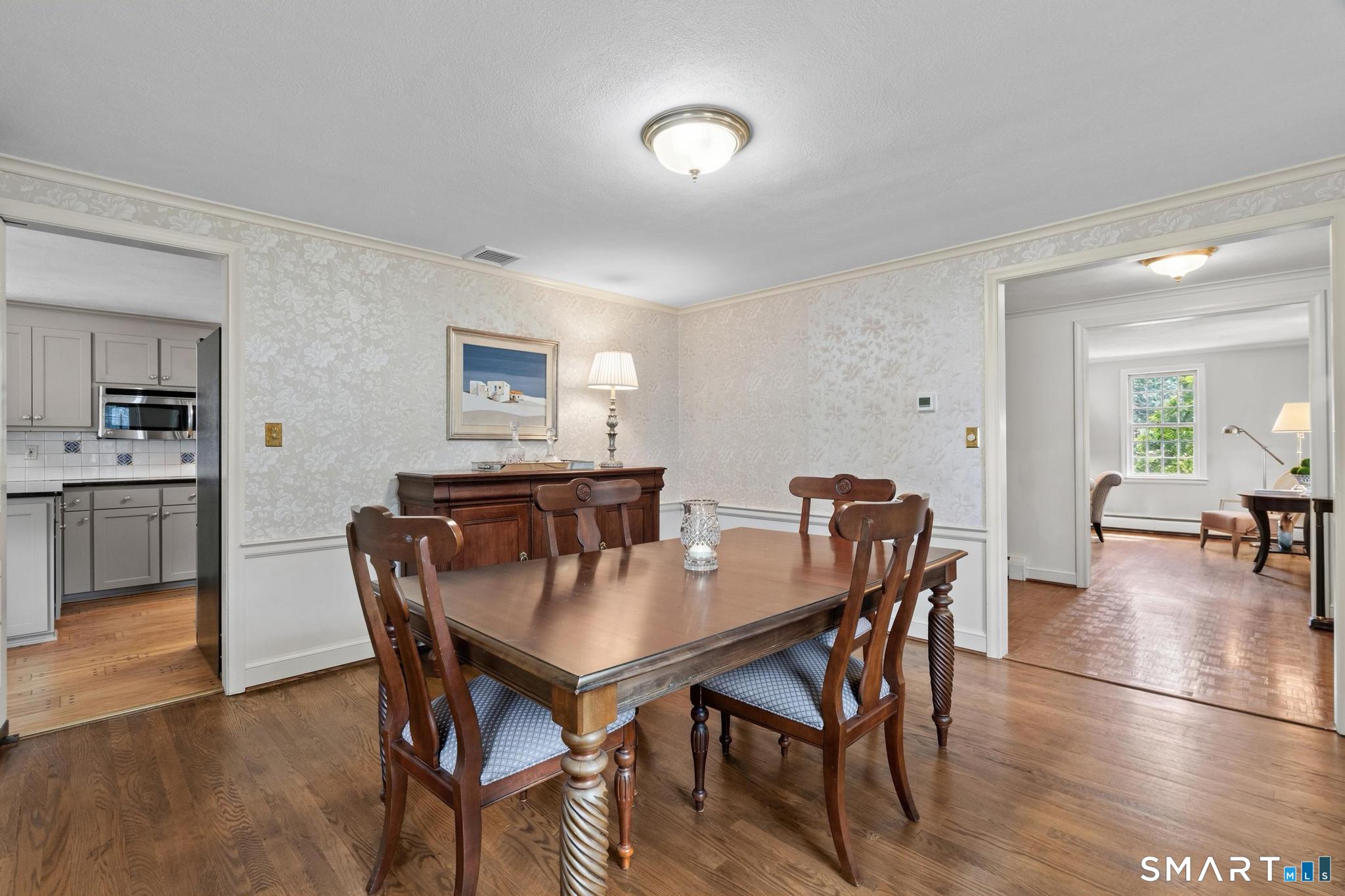 24 Drury Lane West Hartford CT 06117