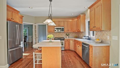 32 Pine Tree Hill Road Newtown CT 06470