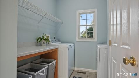 32 Pine Tree Hill Road Newtown CT 06470