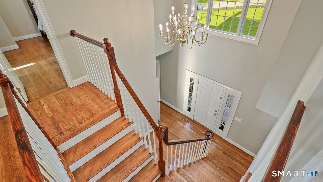 32 Pine Tree Hill Road Newtown CT 06470