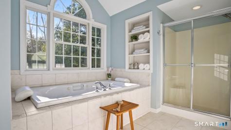32 Pine Tree Hill Road Newtown CT 06470