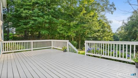 32 Pine Tree Hill Road Newtown CT 06470