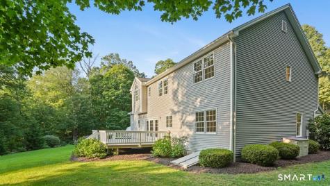 32 Pine Tree Hill Road Newtown CT 06470