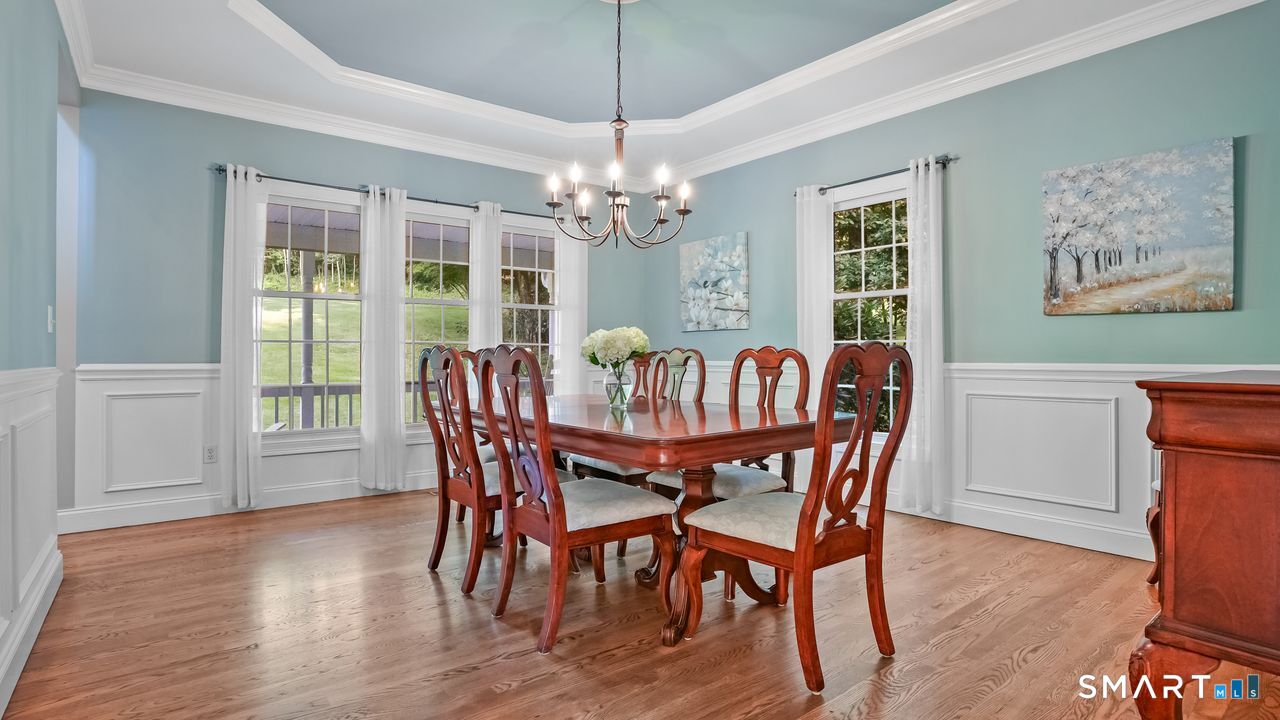 32 Pine Tree Hill Road Newtown CT 06470