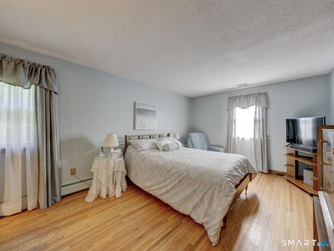 141 Roseanna Road Southington CT 06479