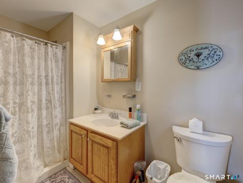 141 Roseanna Road Southington CT 06479