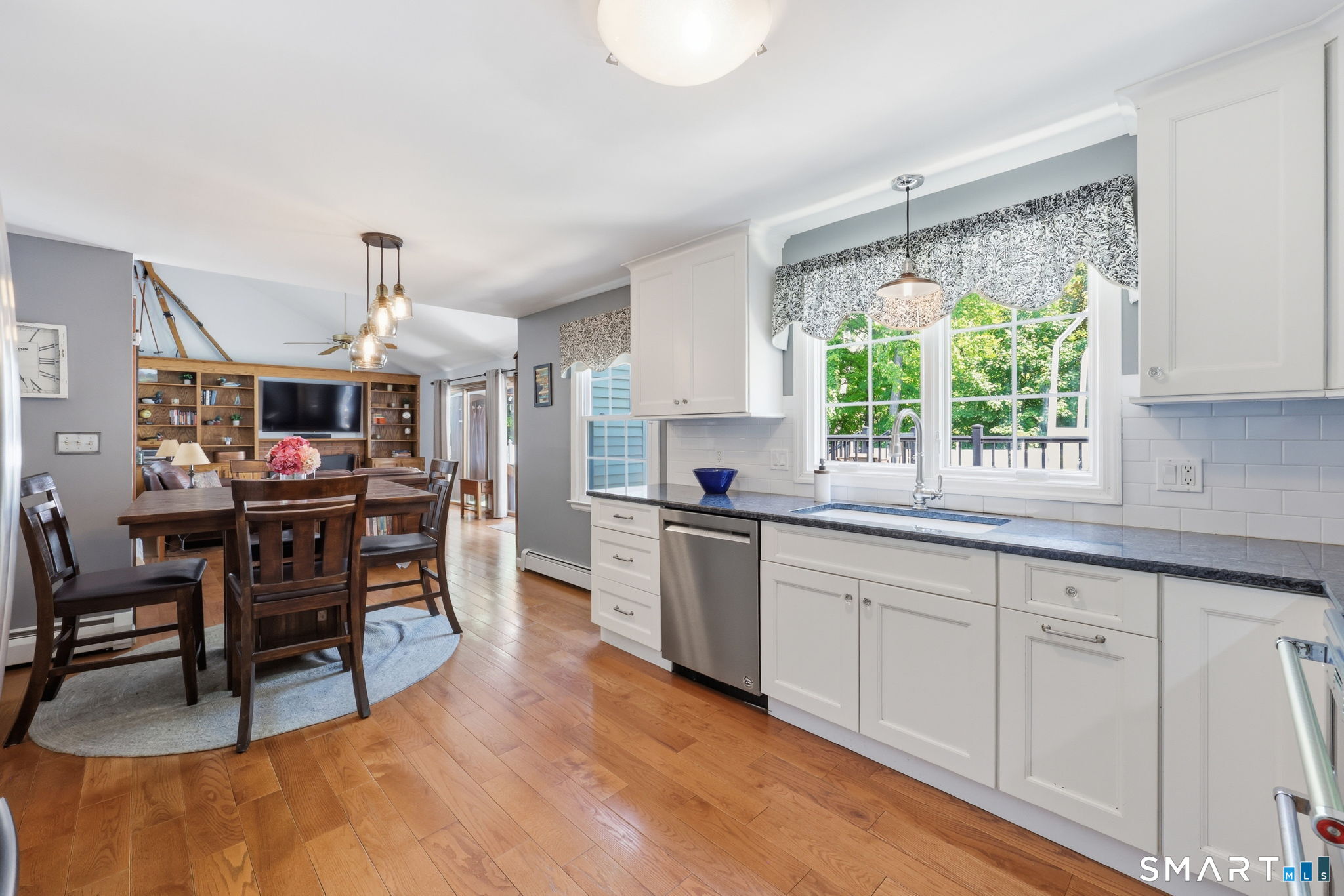 9 Jay Circle Windsor CT 06095