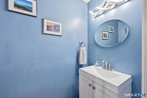 9 Jay Circle Windsor CT 06095