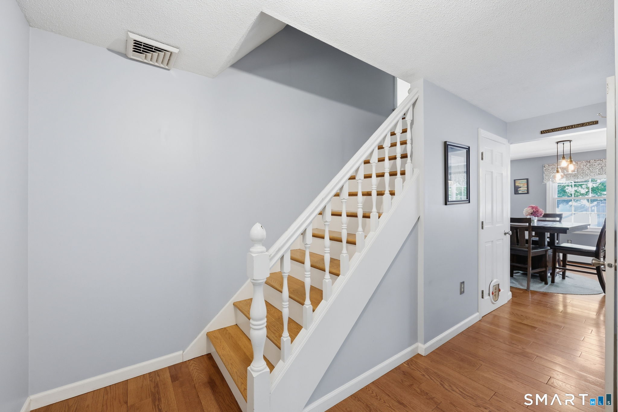 9 Jay Circle Windsor CT 06095