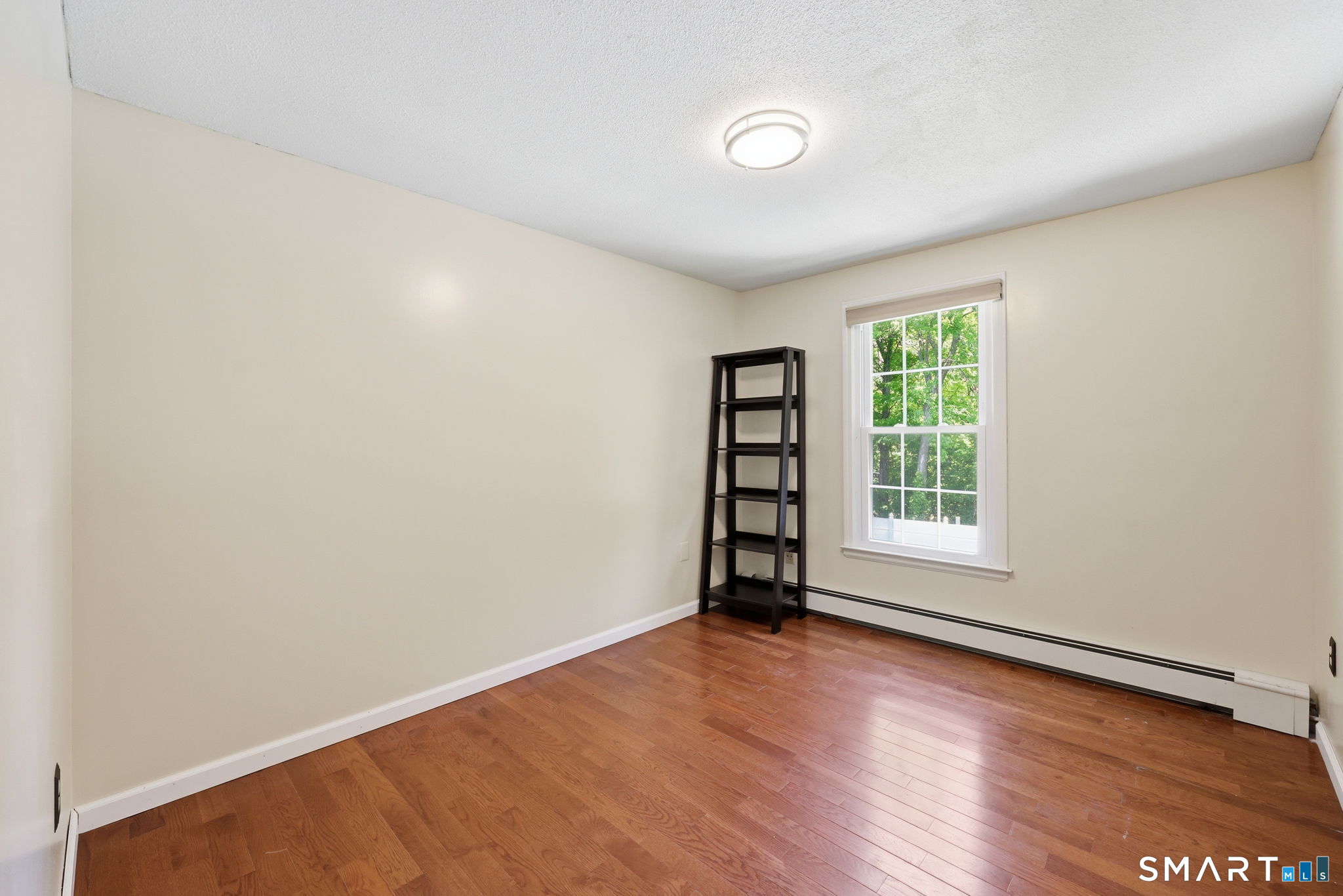 9 Jay Circle Windsor CT 06095