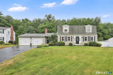 10 Pilgrim Circle Enfield CT 06082