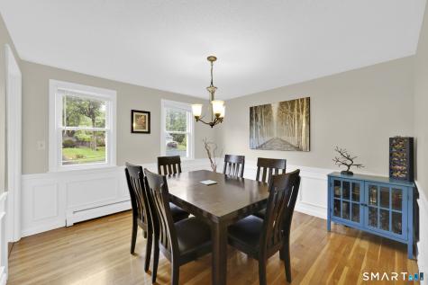 10 Pilgrim Circle Enfield CT 06082