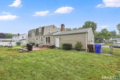 10 Pilgrim Circle Enfield CT 06082