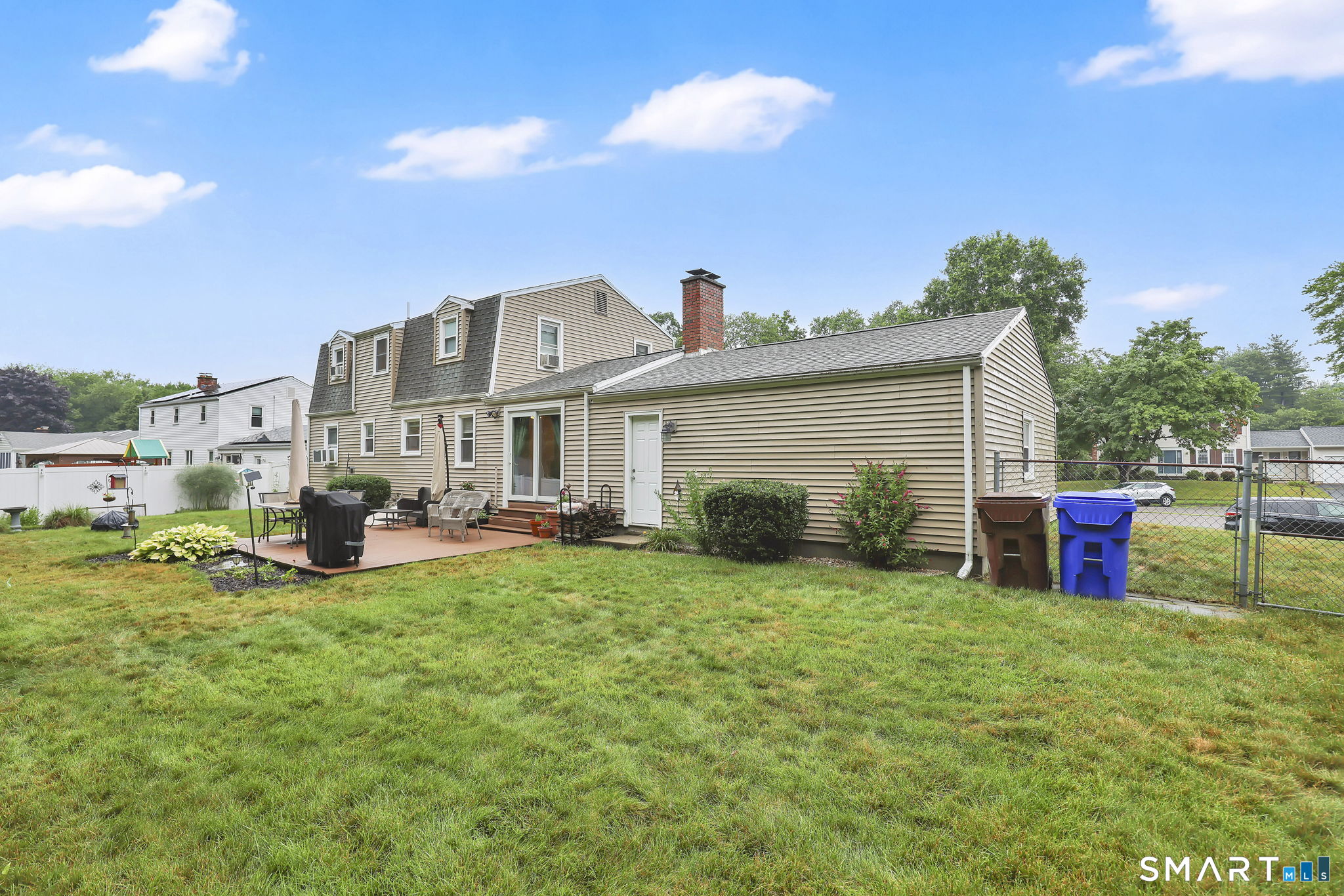 10 Pilgrim Circle Enfield CT 06082