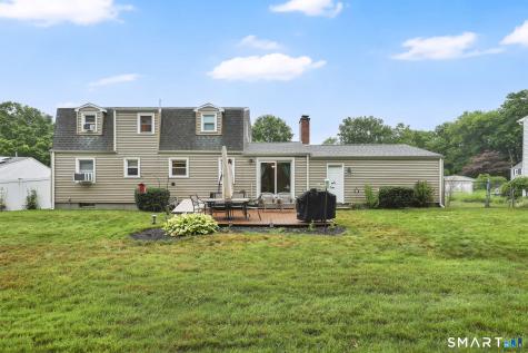 10 Pilgrim Circle Enfield CT 06082