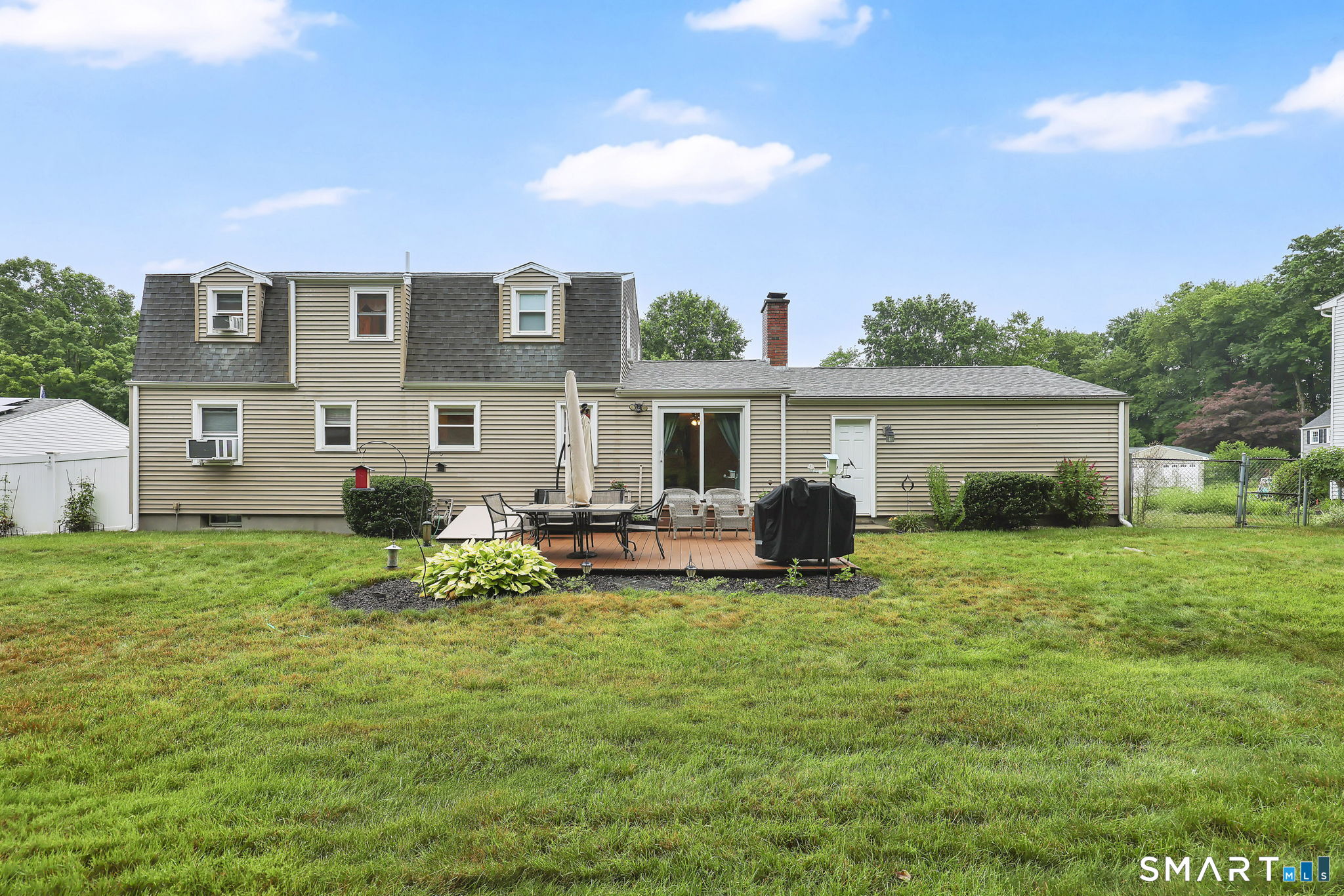 10 Pilgrim Circle Enfield CT 06082