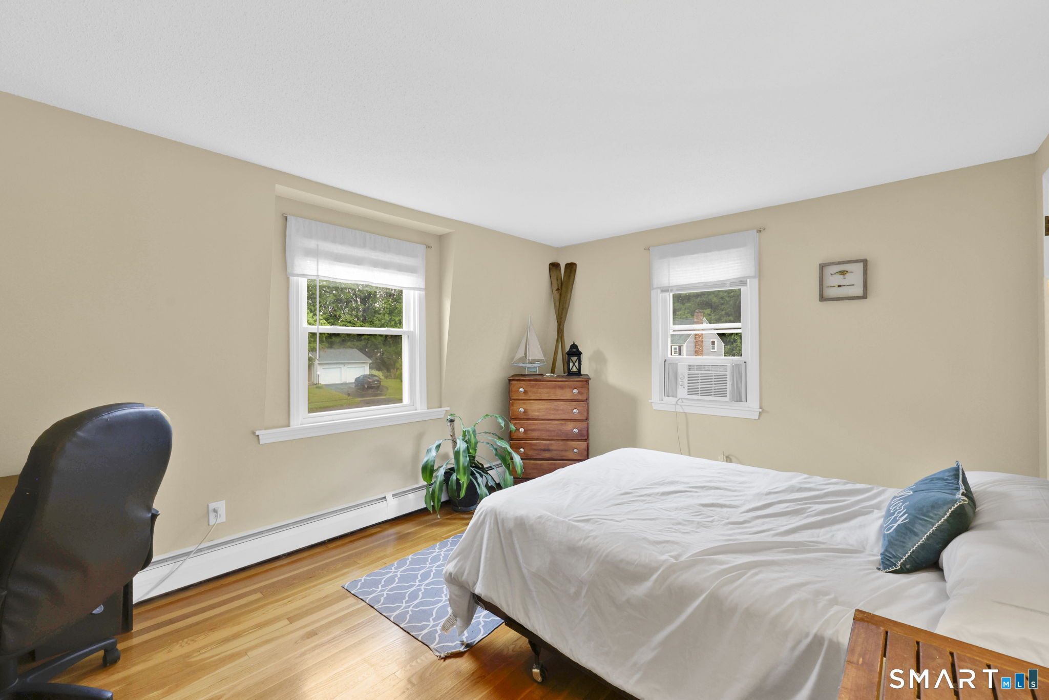 10 Pilgrim Circle Enfield CT 06082