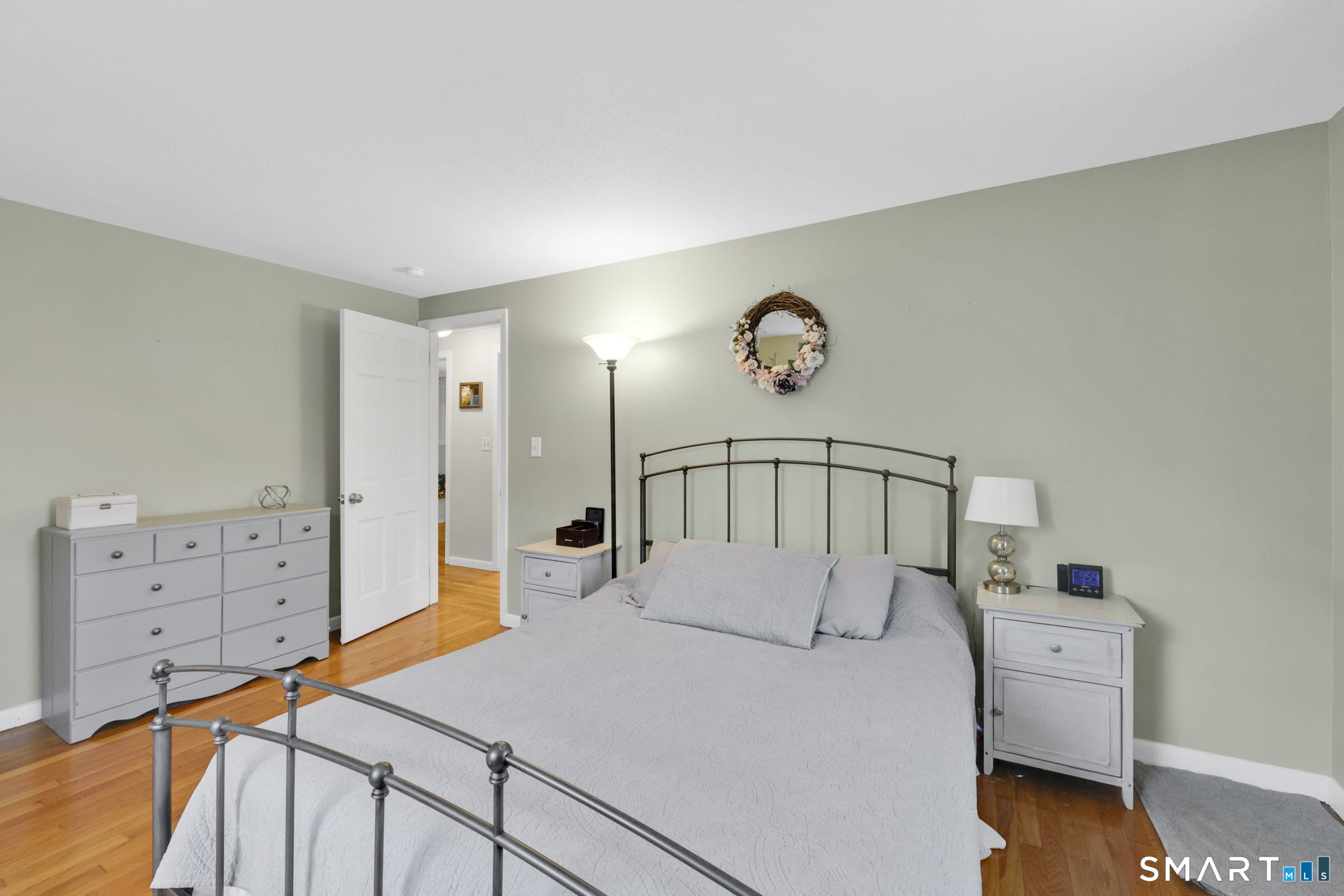 10 Pilgrim Circle Enfield CT 06082