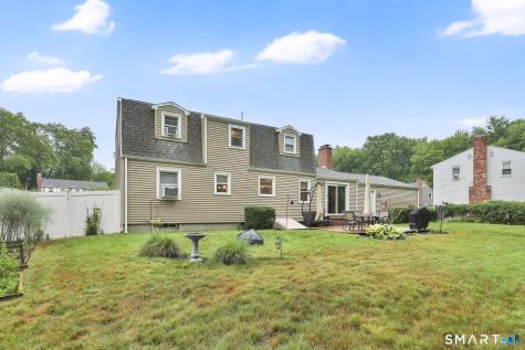 10 Pilgrim Circle Enfield CT 06082