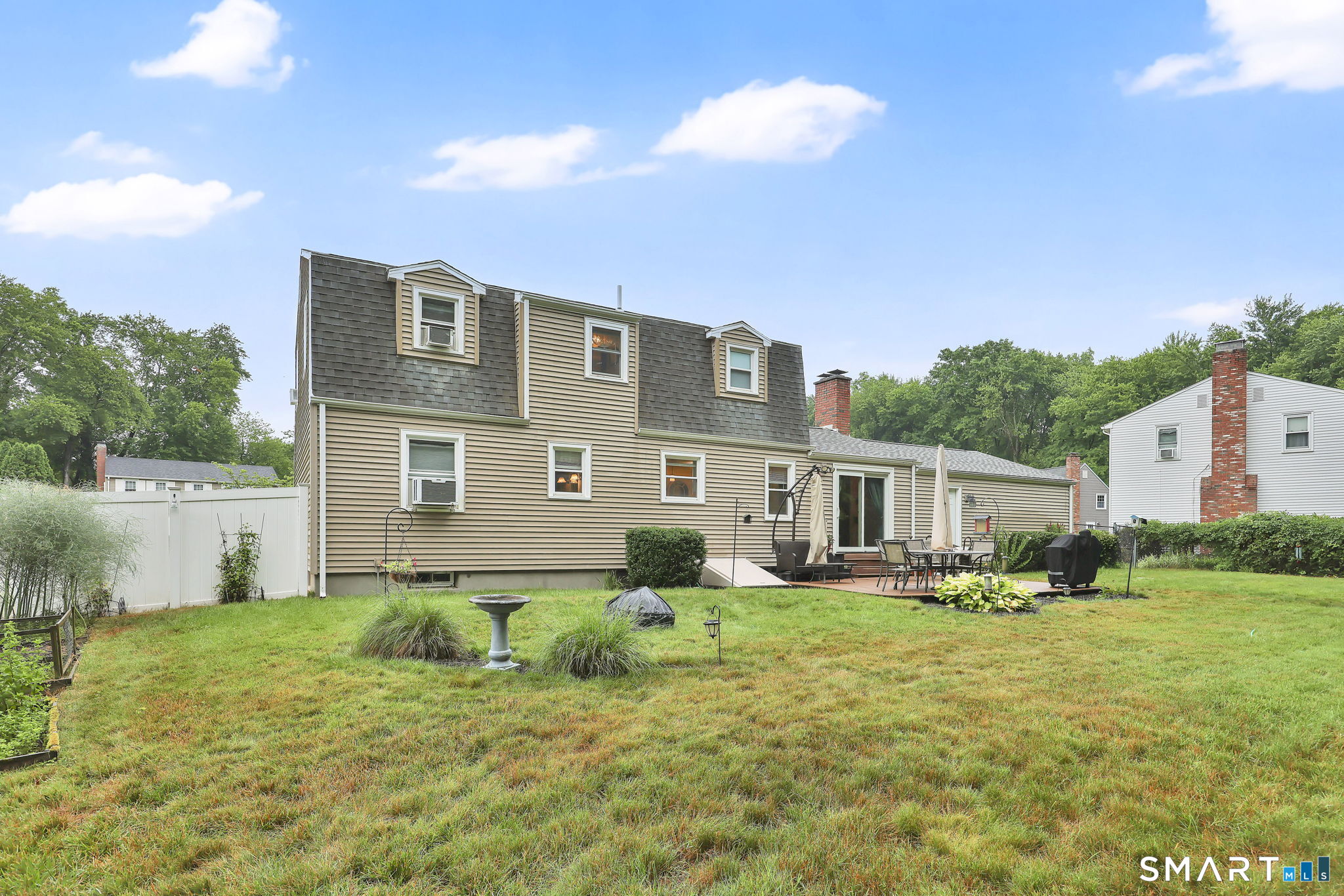 10 Pilgrim Circle Enfield CT 06082