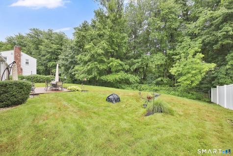 10 Pilgrim Circle Enfield CT 06082