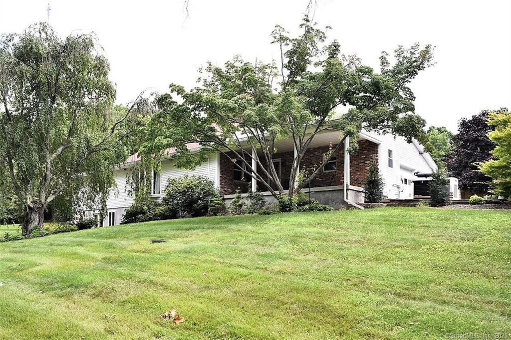 207 Butlertown Road Waterford CT 06385