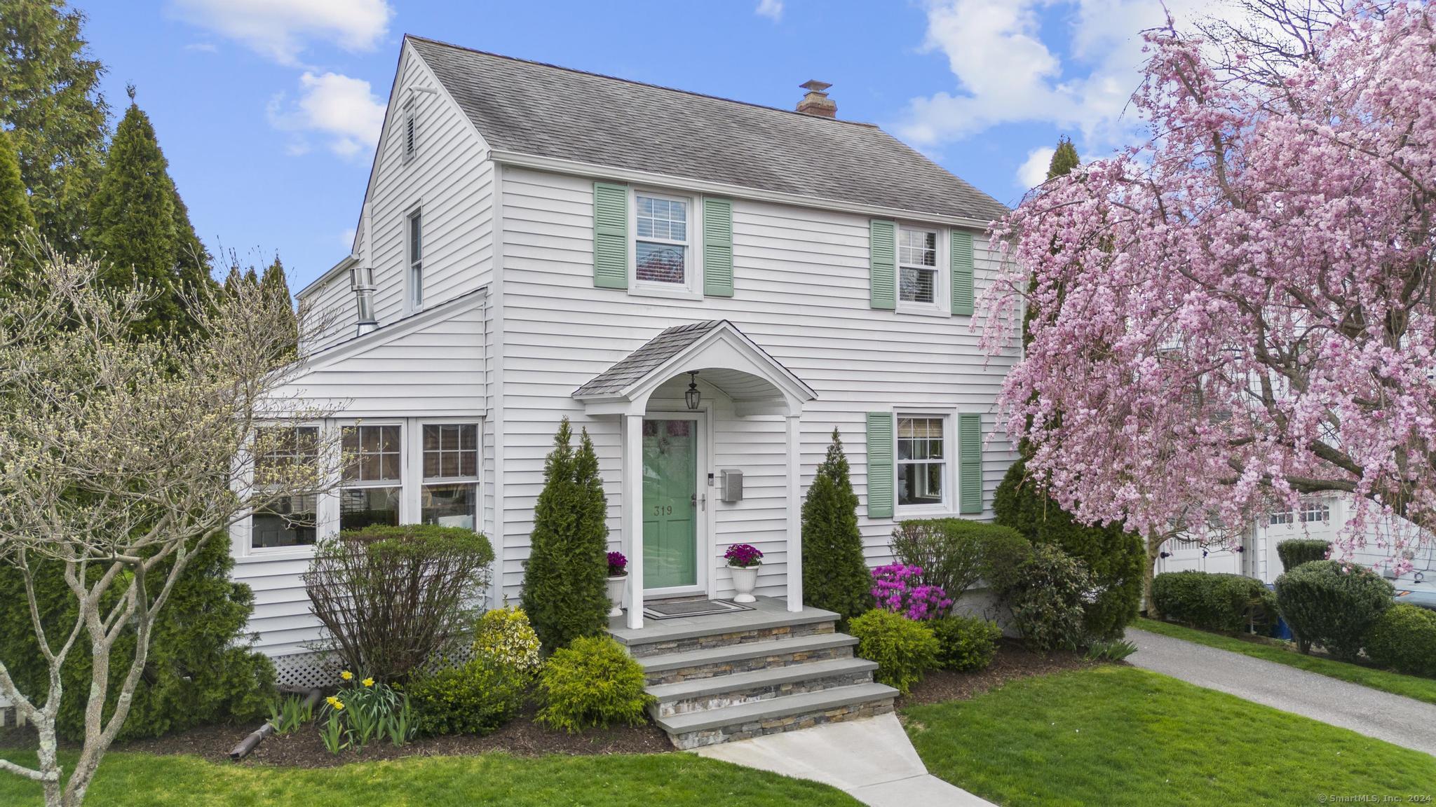 319 Seaside Avenue Bridgeport CT 06605