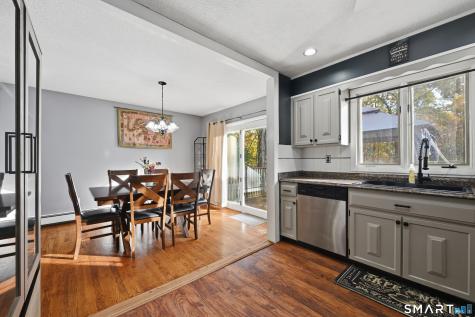 14 Indian Hill Road New Fairfield CT 06812