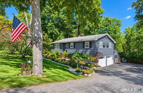 14 Indian Hill Road New Fairfield CT 06812