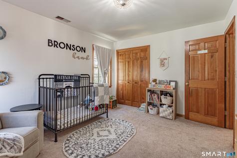 33 Country Club Woods Circle Waterbury CT 06708