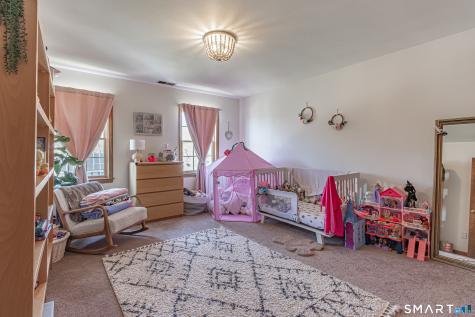 33 Country Club Woods Circle Waterbury CT 06708