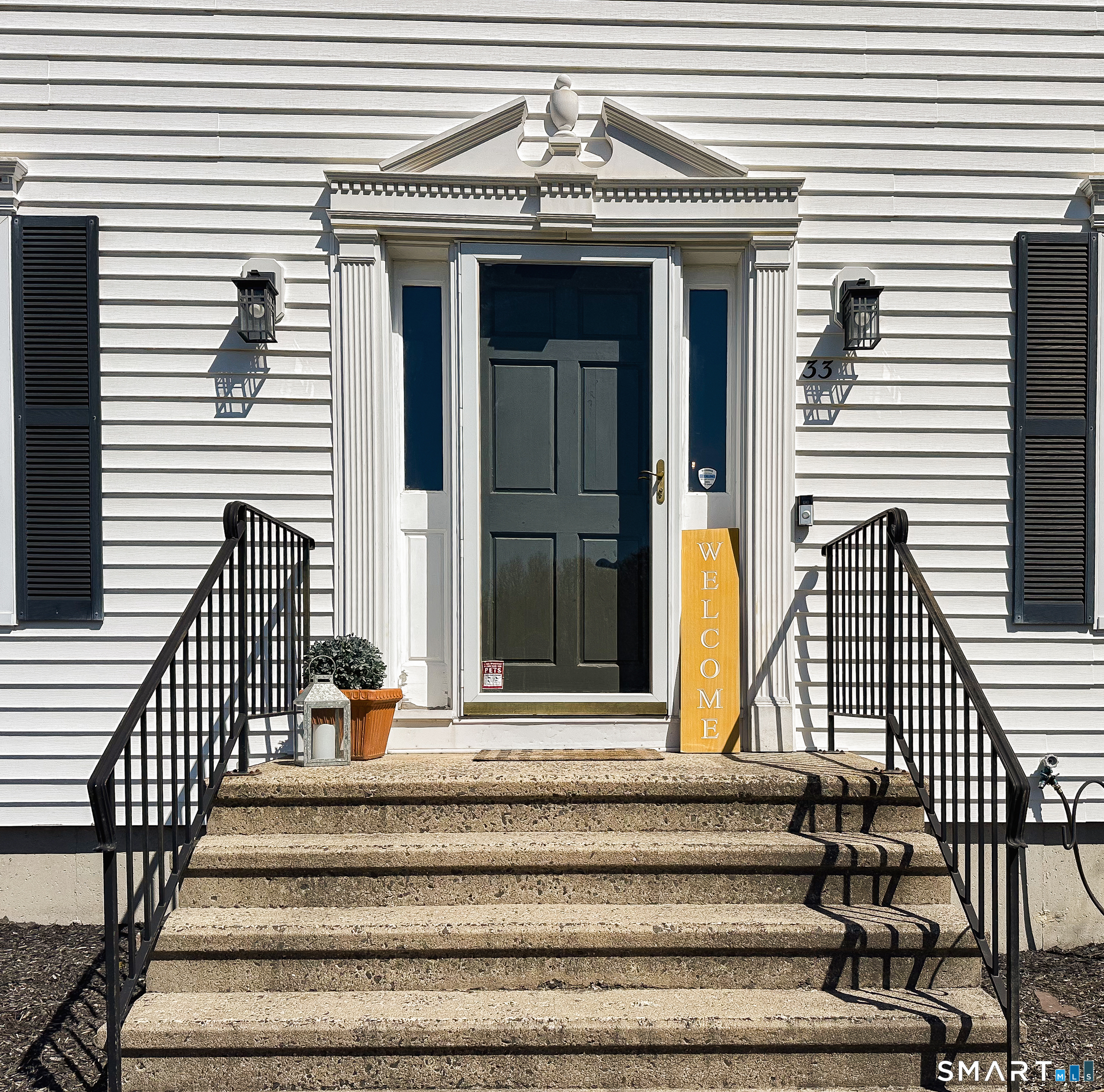 33 Country Club Woods Circle Waterbury CT 06708