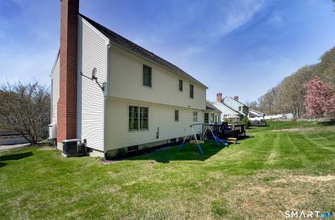 33 Country Club Woods Circle Waterbury CT 06708