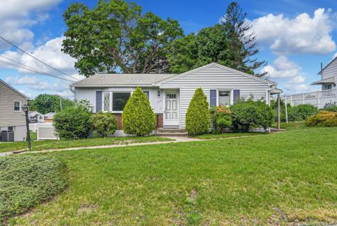 190 Spring Lake Road Waterbury CT 06706
