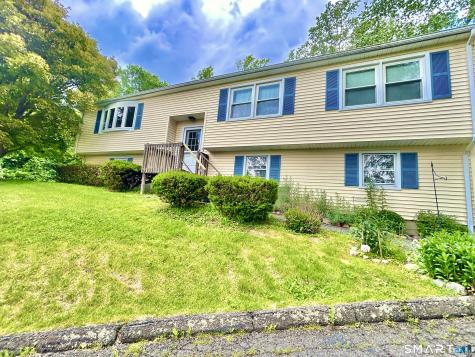 5 Davis Road Oxford CT 06478