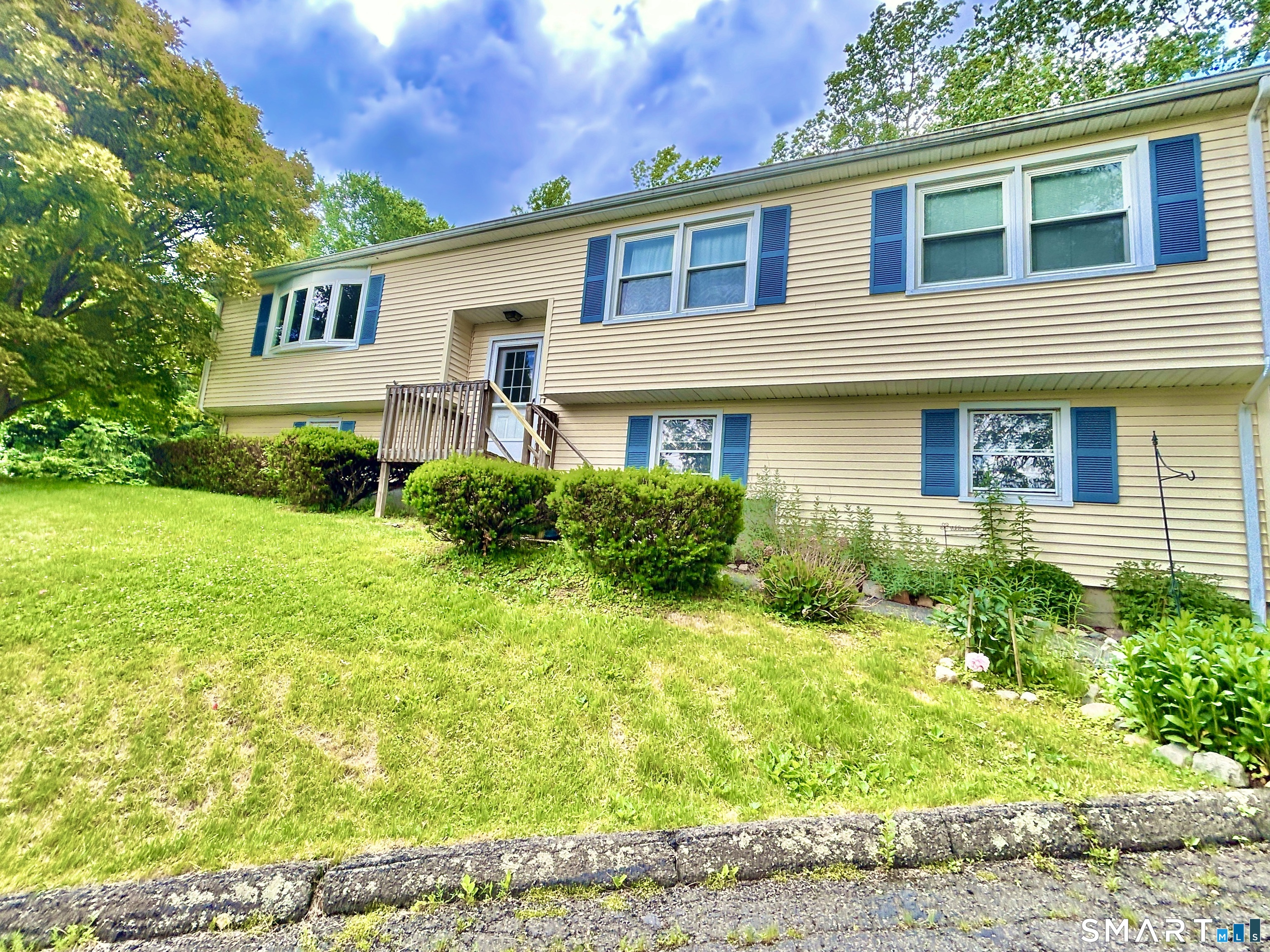 5 Davis Road Oxford CT 06478