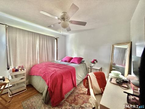 5 Davis Road Oxford CT 06478