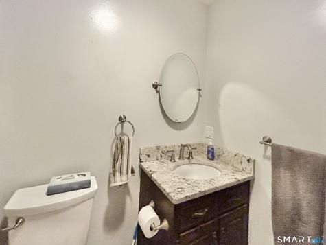 5 Davis Road Oxford CT 06478