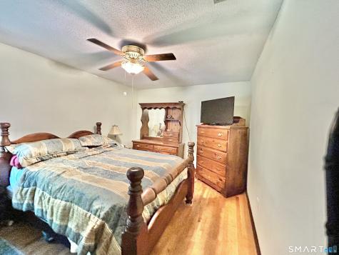 5 Davis Road Oxford CT 06478