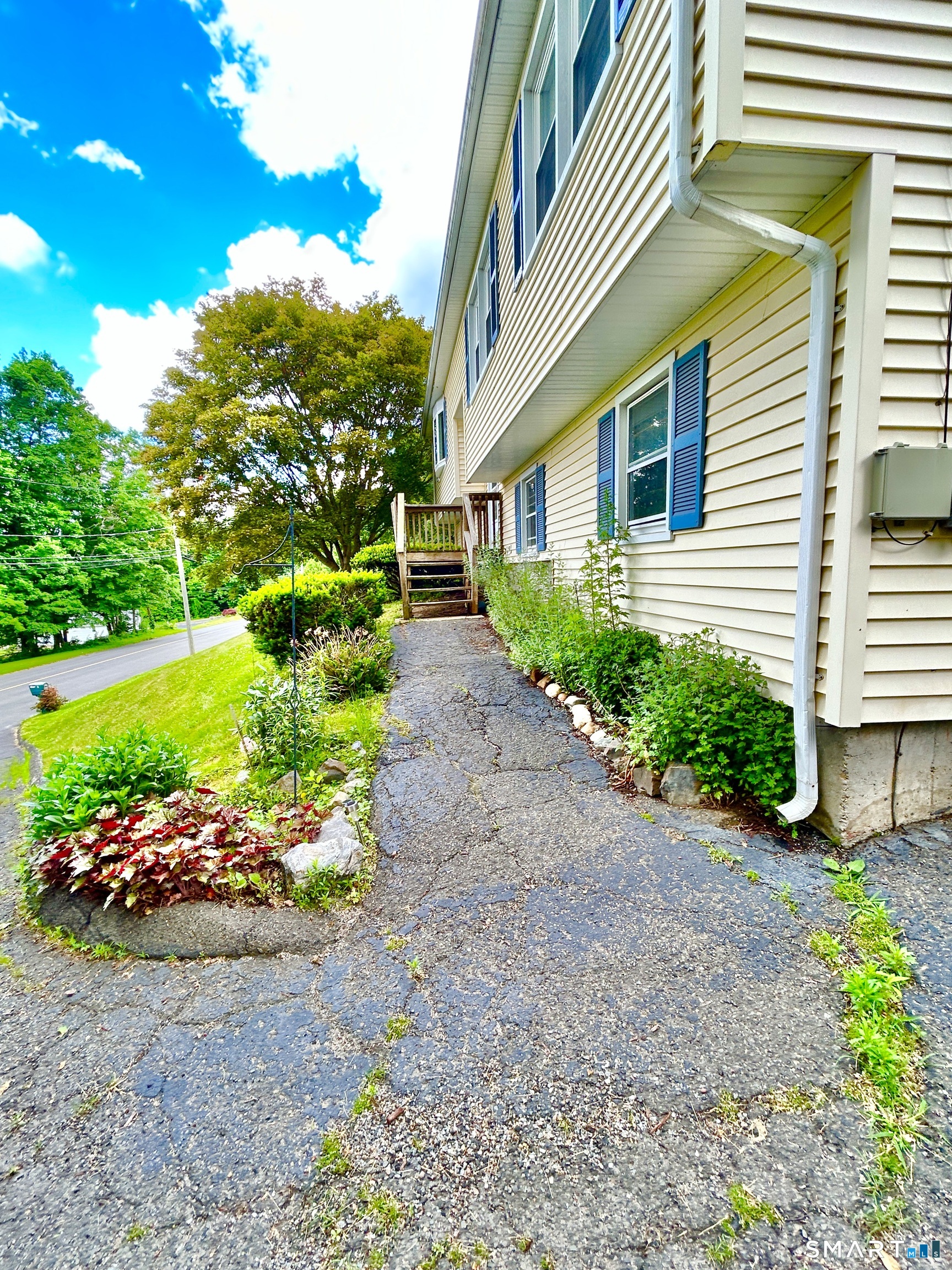 5 Davis Road Oxford CT 06478