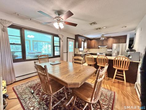 5 Davis Road Oxford CT 06478
