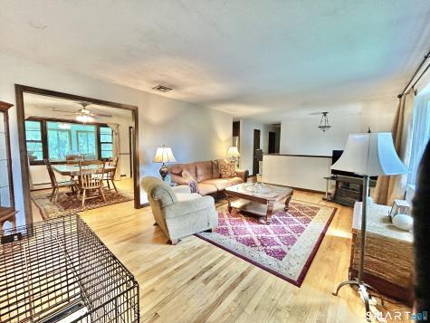 5 Davis Road Oxford CT 06478