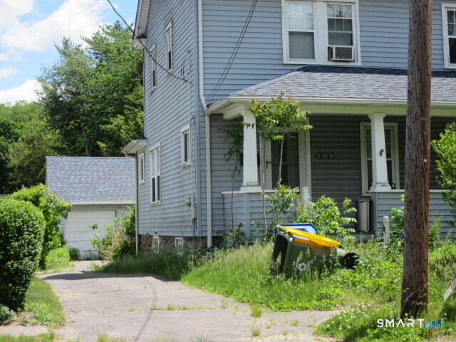 105 Woodland Avenue Waterbury CT 06705