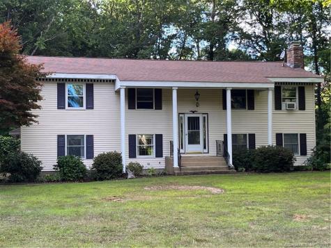 28 Wagon Wheel Drive Prospect CT 06712