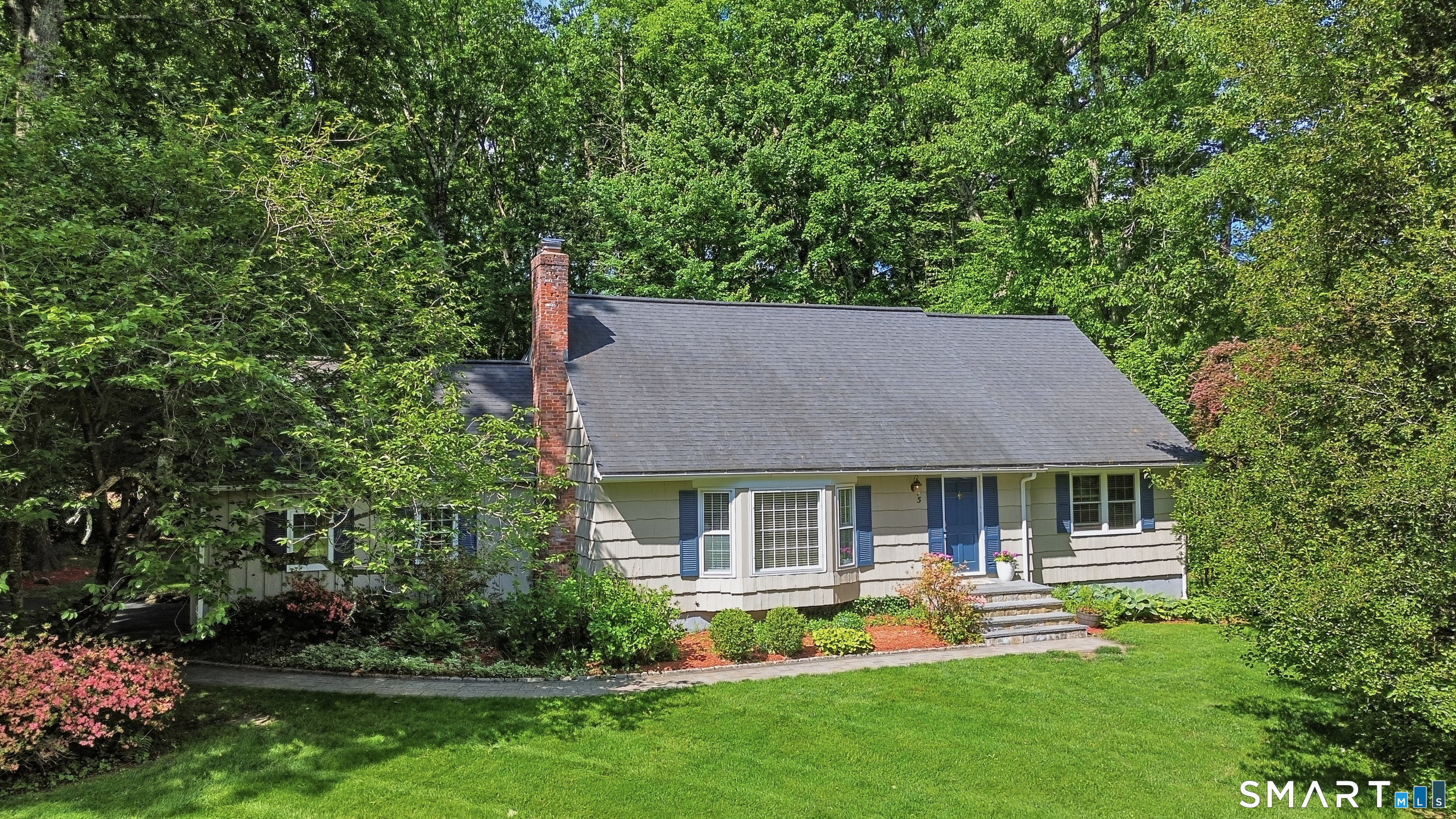 5 Lawton Drive Simsbury CT 06070