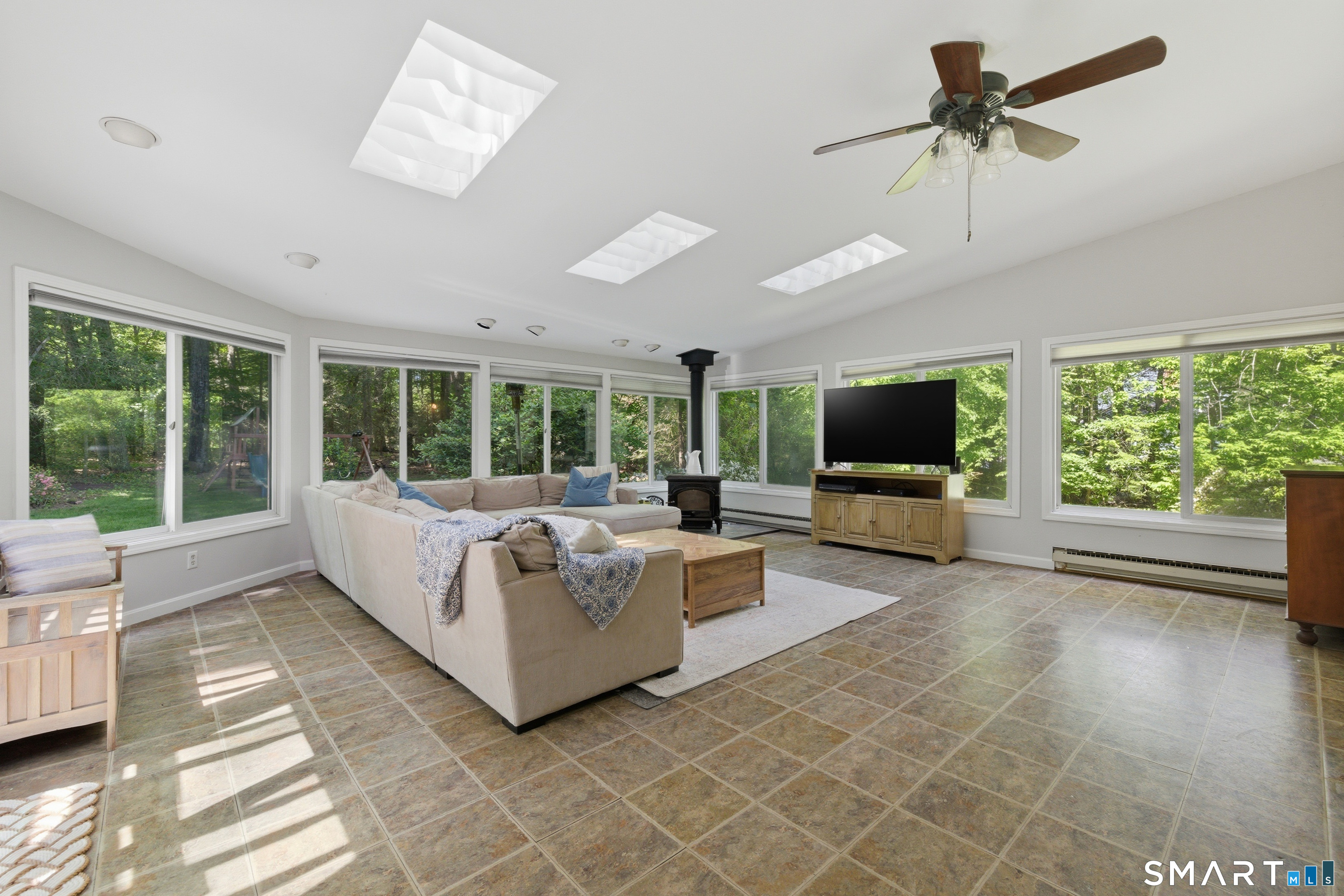 5 Lawton Drive Simsbury CT 06070