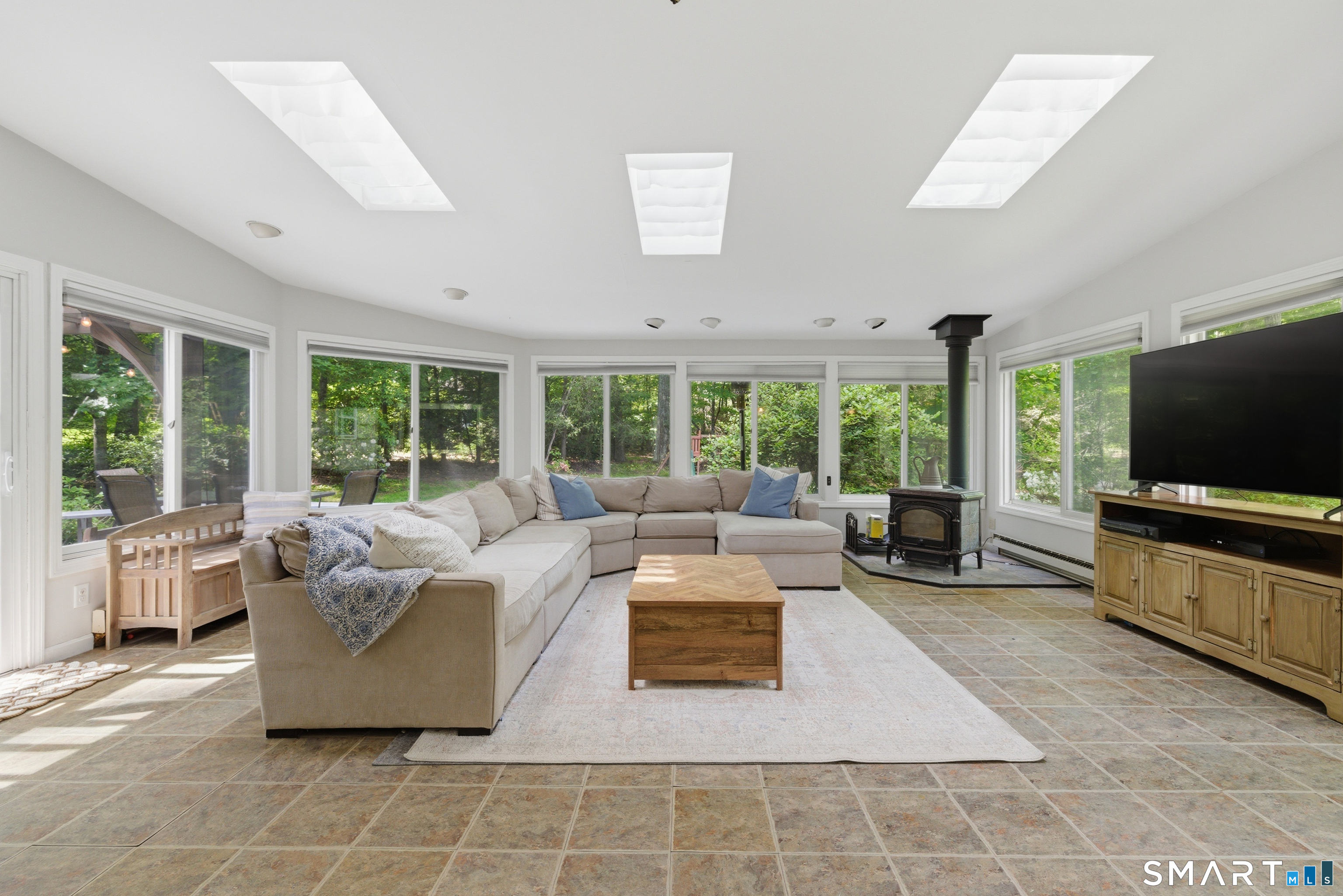 5 Lawton Drive Simsbury CT 06070